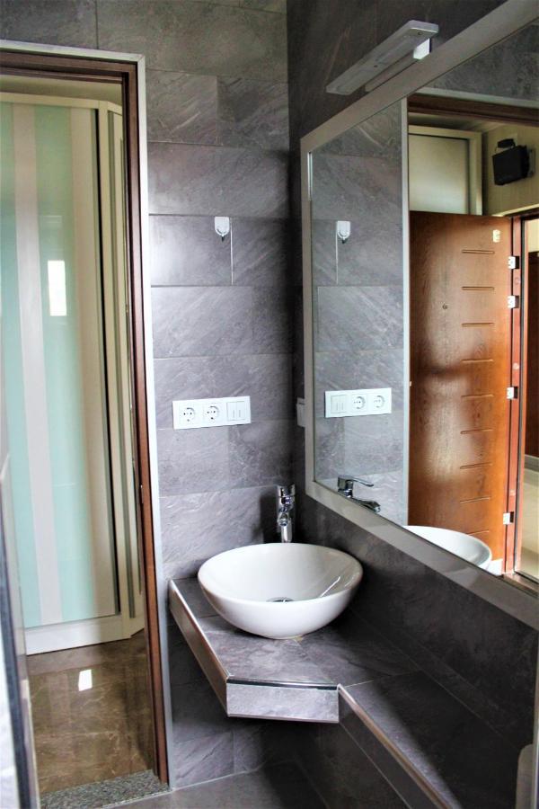 Orbi Lux Apartment Батуми Экстерьер фото
